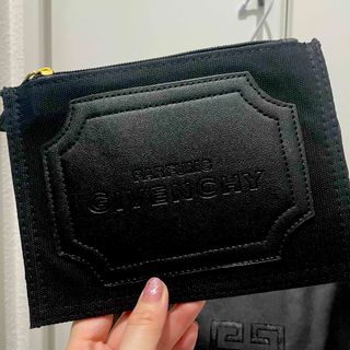 ジバンシィ(GIVENCHY)のGIVENCHY 新品 ノベルティ ポーチ レザー ジバンシー コスメノベルティ(ポーチ)