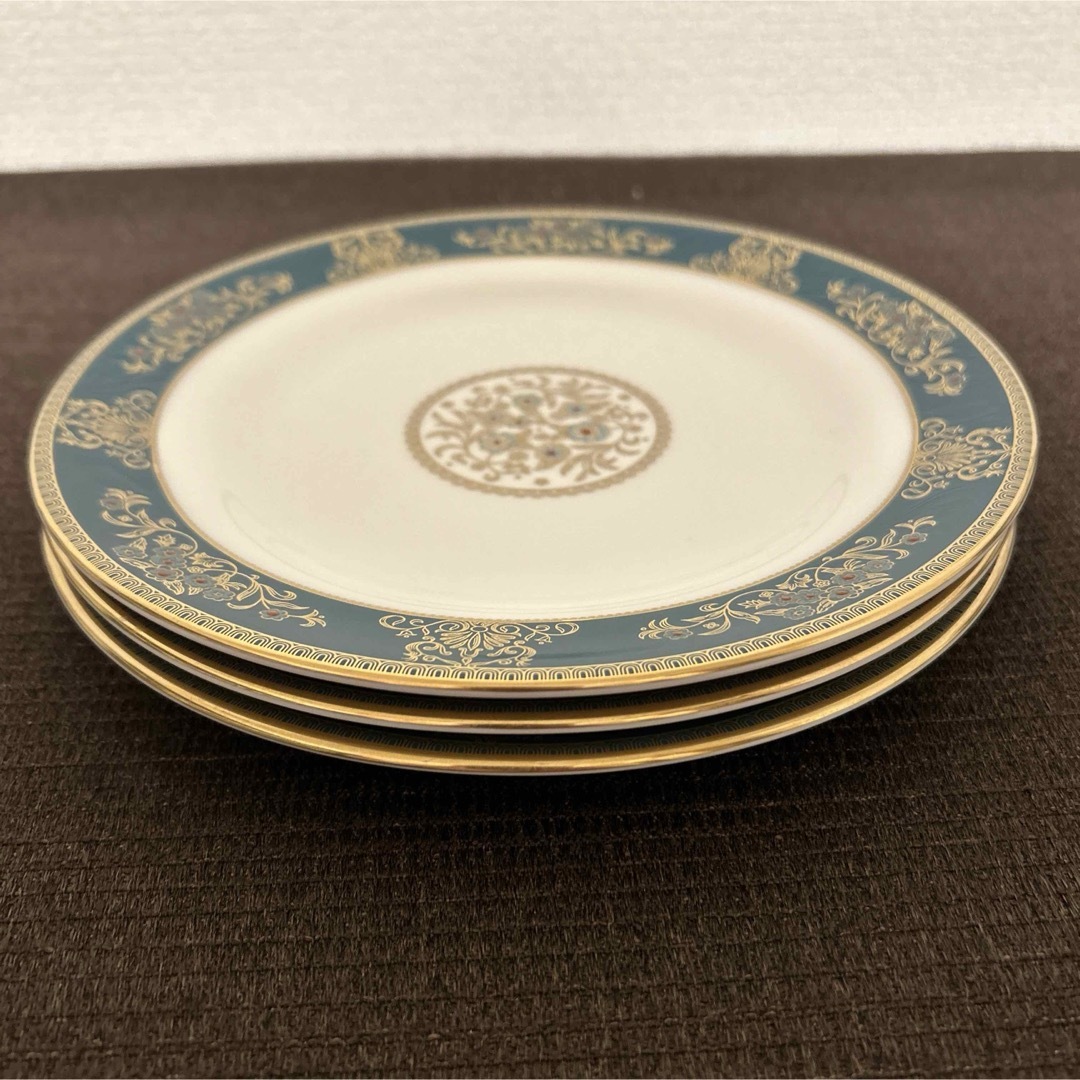 WEDGWOOD(ウェッジウッド)のウェッジウッド　アジンコート　ブルー&ゴールド　デザートプレート　20.5cm インテリア/住まい/日用品のキッチン/食器(食器)の商品写真