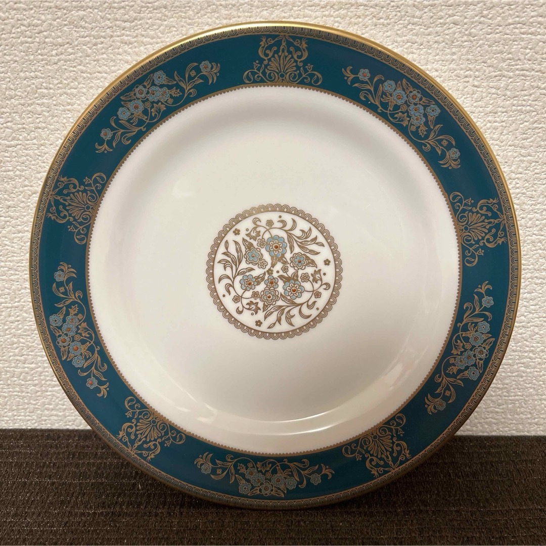 WEDGWOOD(ウェッジウッド)のウェッジウッド　アジンコート　ブルー&ゴールド　デザートプレート　20.5cm インテリア/住まい/日用品のキッチン/食器(食器)の商品写真