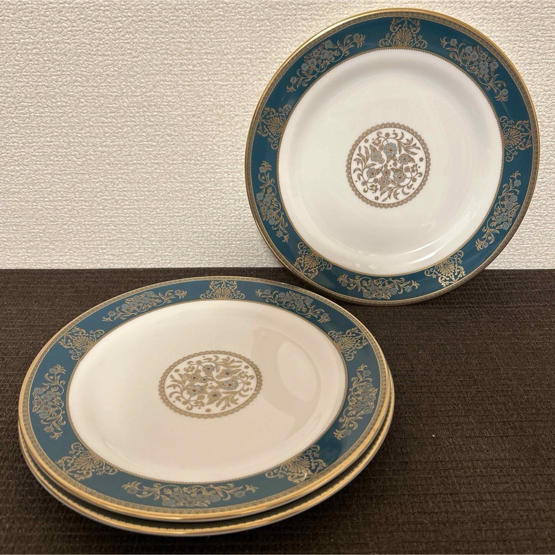 WEDGWOOD(ウェッジウッド)のウェッジウッド　アジンコート　ブルー&ゴールド　デザートプレート　20.5cm インテリア/住まい/日用品のキッチン/食器(食器)の商品写真