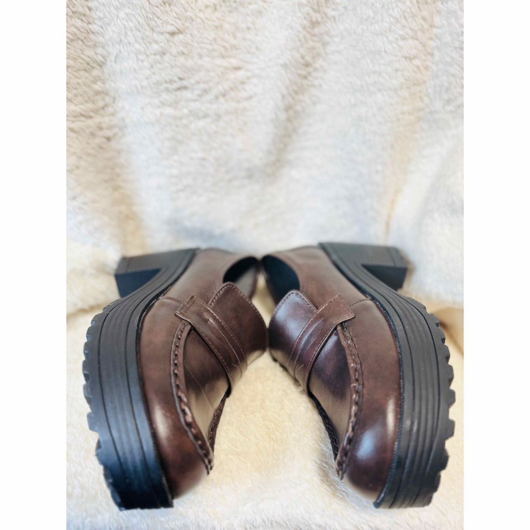 YOSUKE(ヨースケ)のYOSUKE 厚底ローファーパンプス24.5cmヨースケ　ブラウン レディースの靴/シューズ(ローファー/革靴)の商品写真