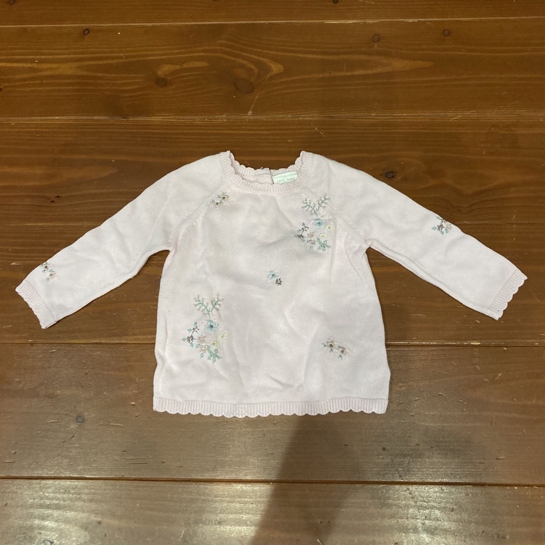 NEXT(ネクスト)の美品☆ネクスト NEXT baby ニット セットアップ　刺繍　 キッズ/ベビー/マタニティのベビー服(~85cm)(ニット/セーター)の商品写真