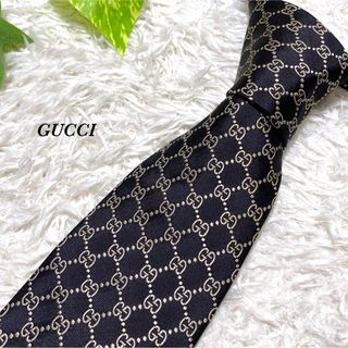 グッチ(Gucci)のGUCCI グッチ　ネクタイ　シルク　ビジネス　お洒落　未使用　タグ付き(ネクタイ)