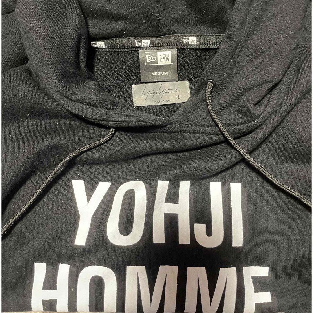 Yohji Yamamoto(ヨウジヤマモト)のヨウジヤマモト　ニューエラ　アドレスロゴパーカー メンズのトップス(パーカー)の商品写真