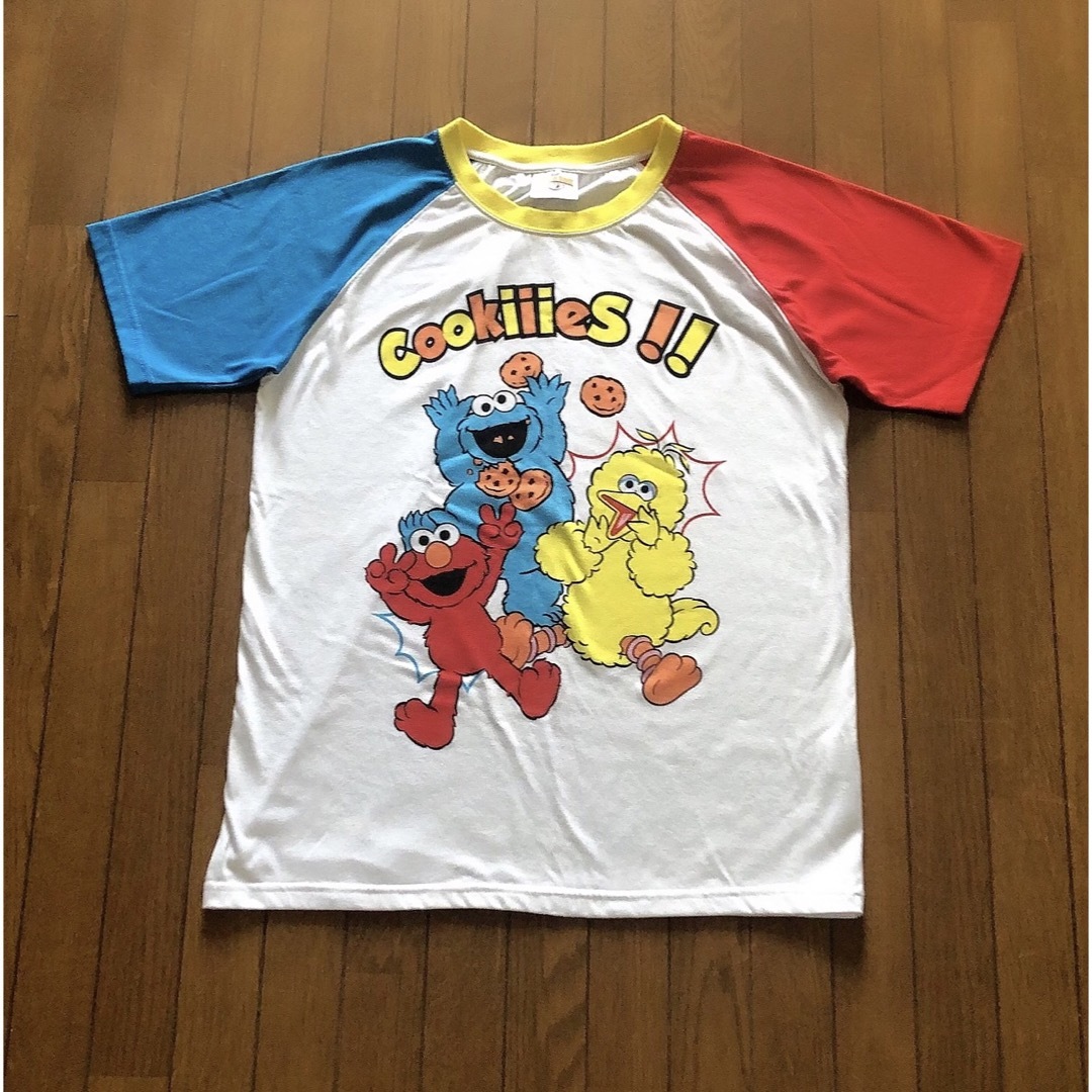 セサミストリート　Tシャツ　美品 レディースのトップス(Tシャツ(半袖/袖なし))の商品写真