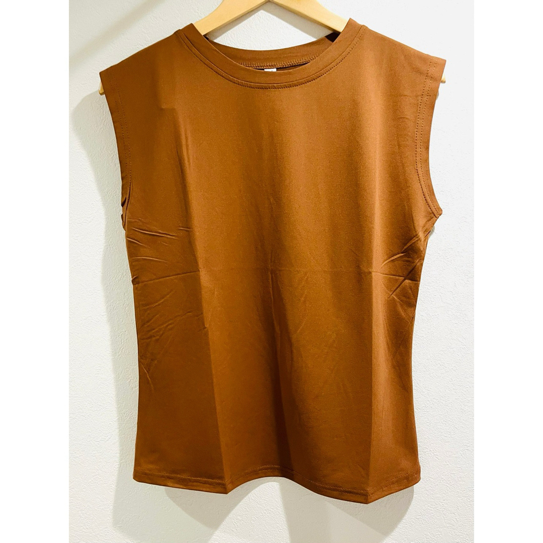 ノースリーブ フレンチスリーブ Tシャツ　ブラウン L 二の腕カバー シンプル レディースのトップス(Tシャツ(半袖/袖なし))の商品写真