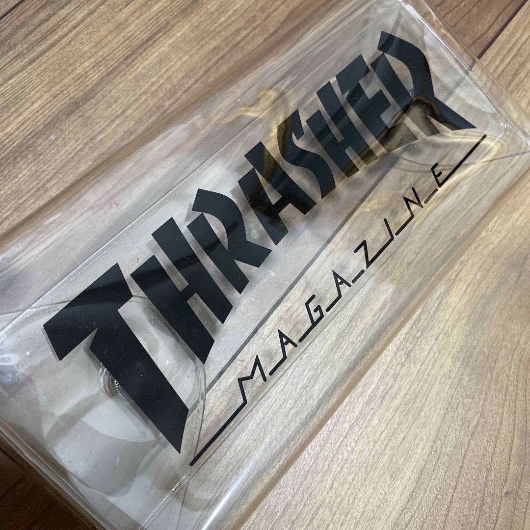 THRASHER(スラッシャー)のスラッシャー　thrasher スケーター　ポーチ インテリア/住まい/日用品の文房具(ペンケース/筆箱)の商品写真