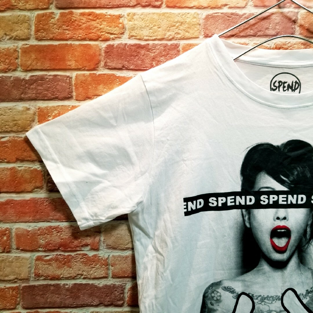 【サイズM】古着　イタリア製　SPEND Tシャツ メンズのトップス(Tシャツ/カットソー(半袖/袖なし))の商品写真