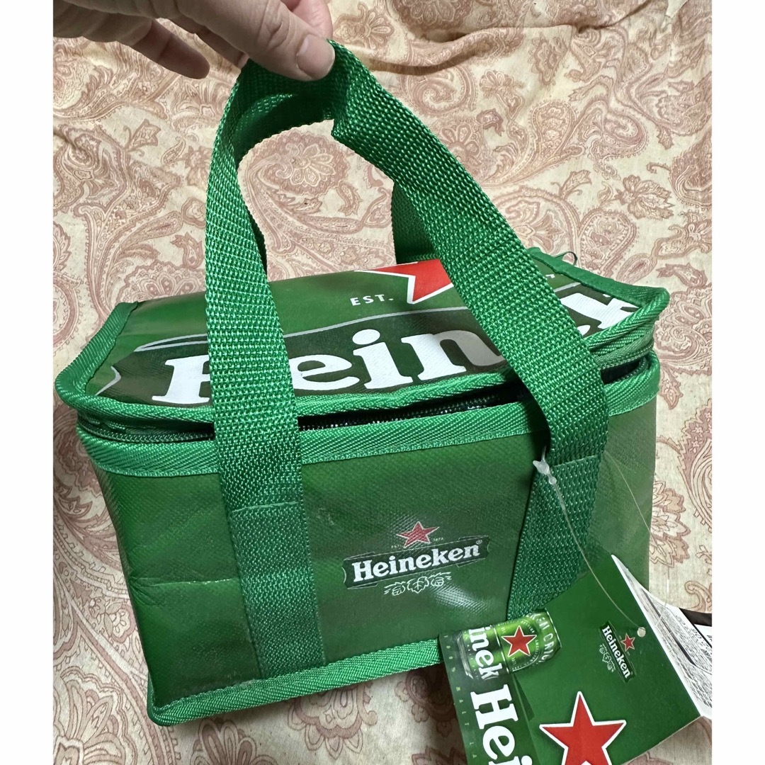 新品未使用　Heineken　ハイネケン　保冷バッグ スポーツ/アウトドアのアウトドア(その他)の商品写真