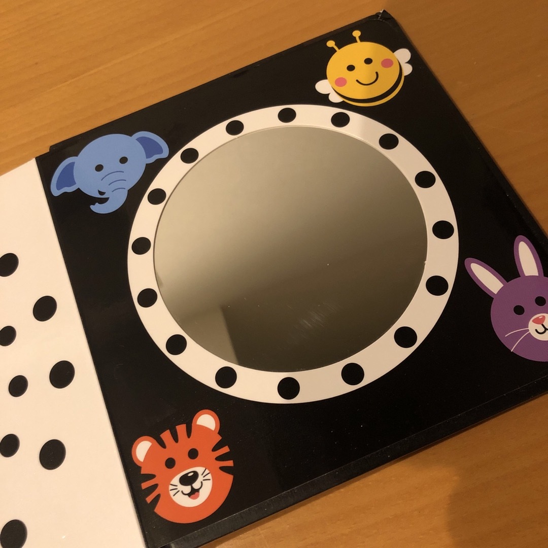 はじめてのえほん　baby sees faces 送料込 エンタメ/ホビーの本(絵本/児童書)の商品写真