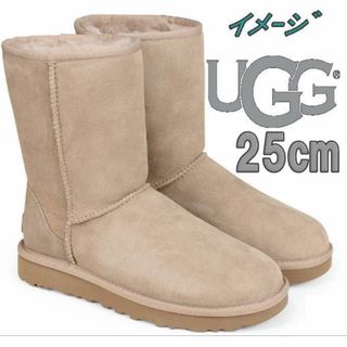 アグオーストラリア(UGG AUSTRALIA)の美品アグ ショートブーツ 25cm クラシックショート サンド ムートンブーツ(ブーツ)