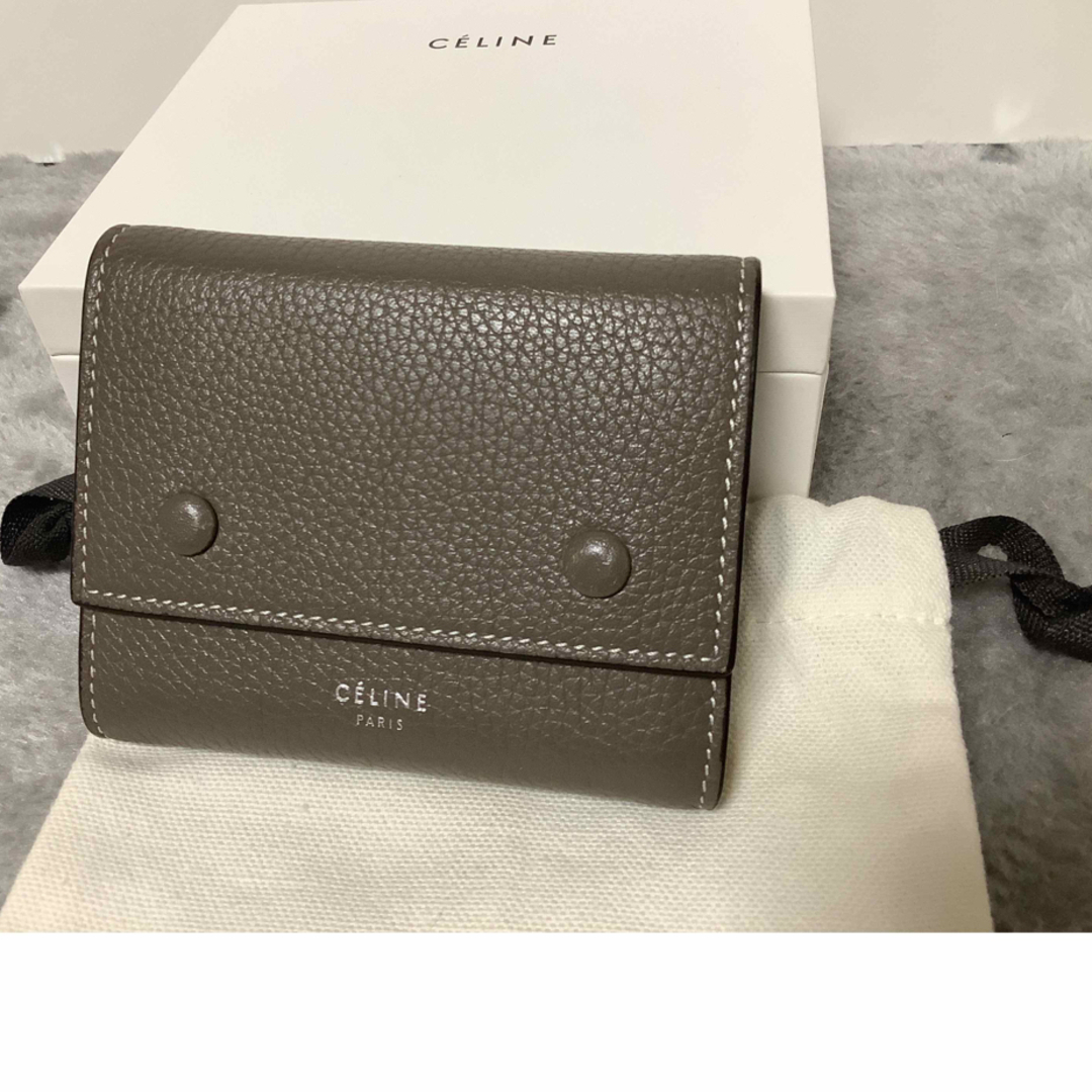 celine(セリーヌ)のセリーヌcelineスモールフォールデッドマルチファンクション　三つ折り財布 レディースのファッション小物(財布)の商品写真