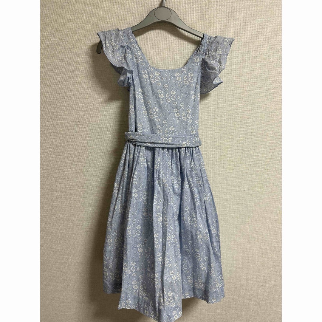 Jacadi(ジャカディ)のjacadi❁ジャカディ　リバティ　エプロンワンピース　6A キッズ/ベビー/マタニティのキッズ服女の子用(90cm~)(ワンピース)の商品写真