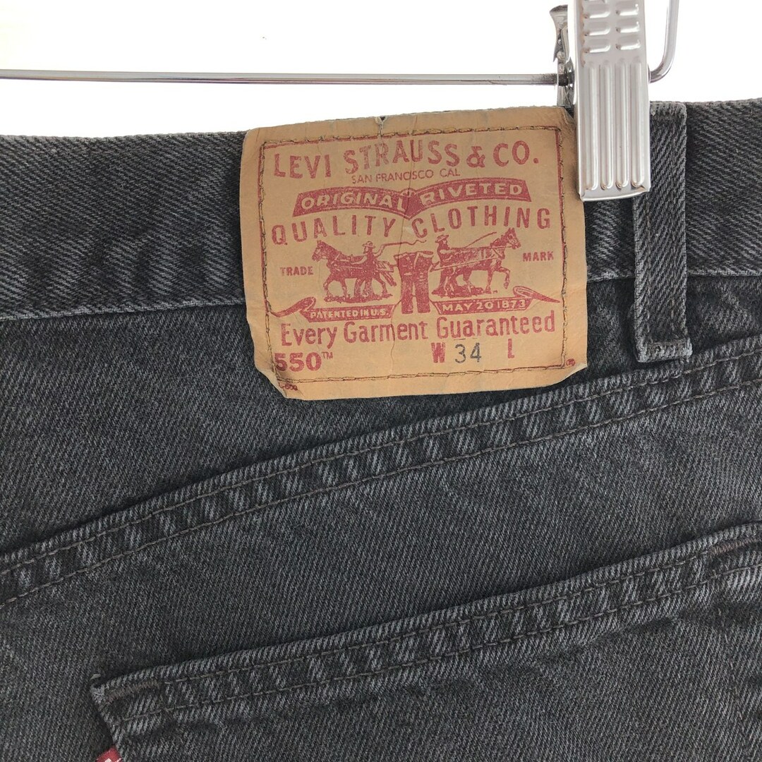 Levi's(リーバイス)の古着 00年代 リーバイス Levi's 550 RELAXED FIT ブラックデニムショーツ ショートパンツ USA製 メンズw34 /eaa382371 メンズのパンツ(ショートパンツ)の商品写真