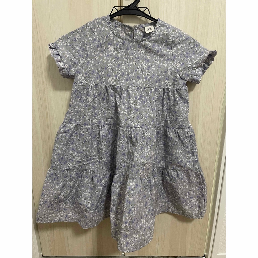 devirock(デビロック)の花柄　ティアード　半袖　ワンピース　120cm キッズ/ベビー/マタニティのキッズ服女の子用(90cm~)(ワンピース)の商品写真