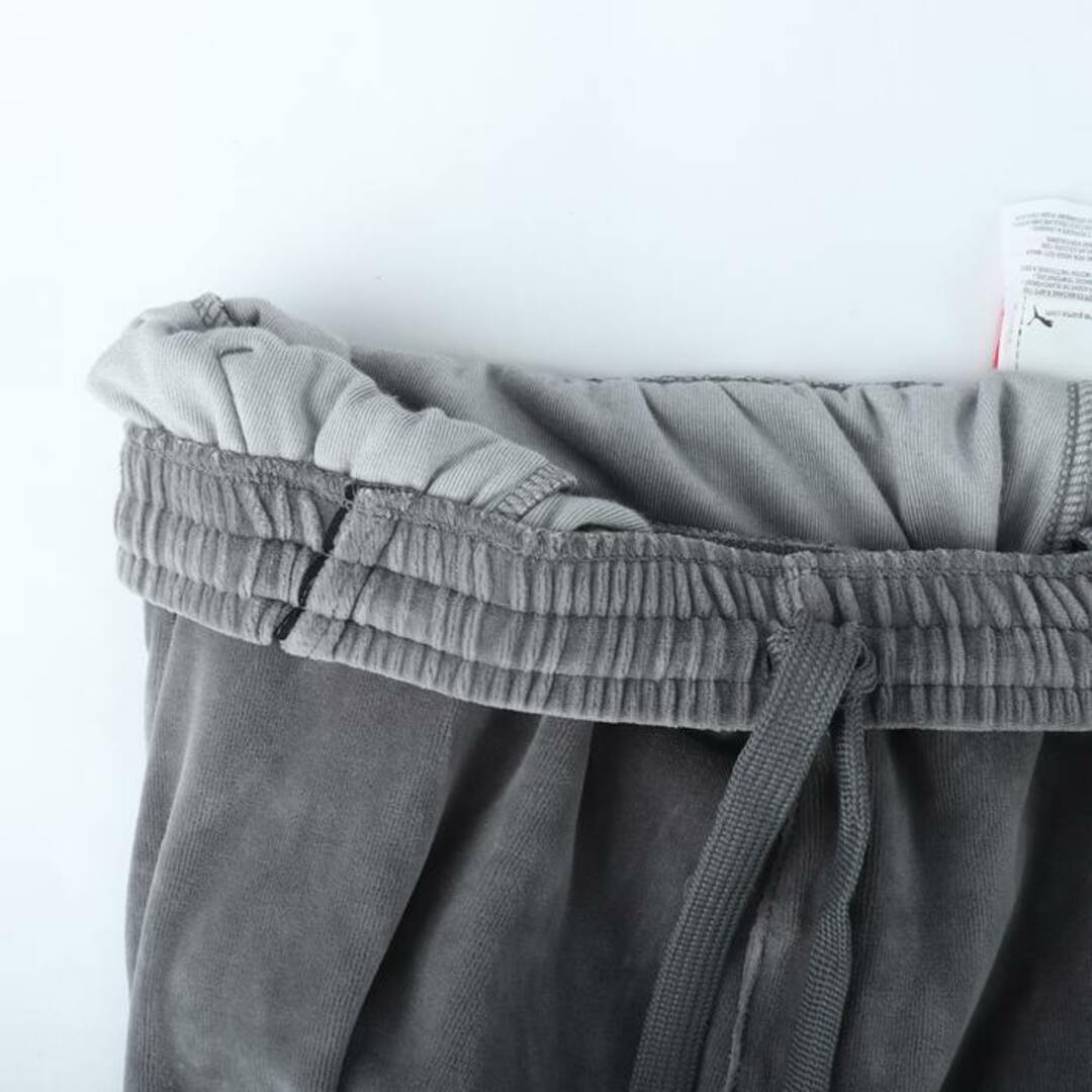 PUMA(プーマ)のプーマ ロングパンツ スウェット ベロア調 スポーツウエア 未使用品 メンズ Lサイズ グレー PUMA メンズのパンツ(その他)の商品写真