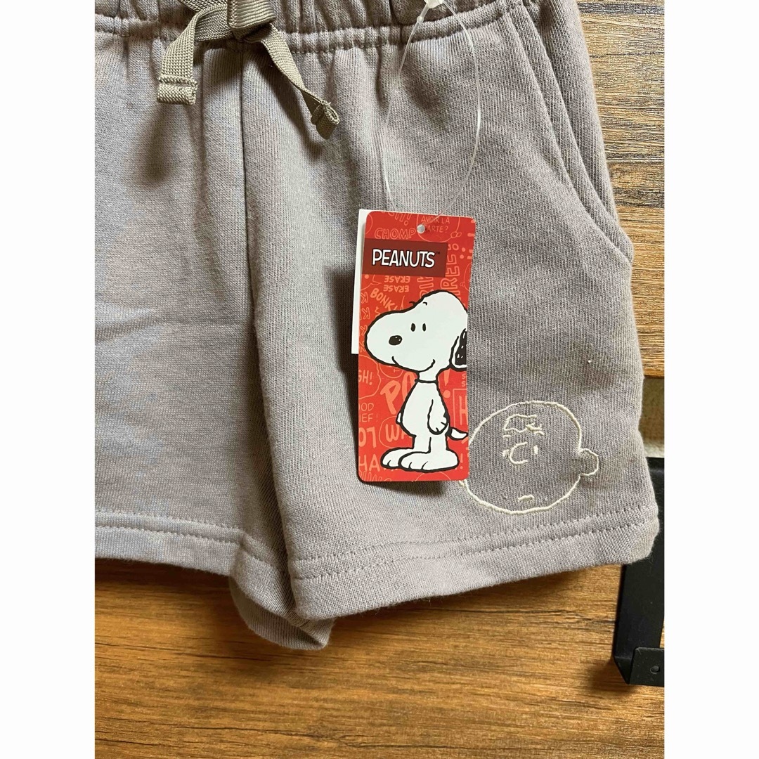 SNOOPY(スヌーピー)のスヌーピー刺繍パンツ新品タグ付き キッズ/ベビー/マタニティのキッズ服女の子用(90cm~)(パンツ/スパッツ)の商品写真