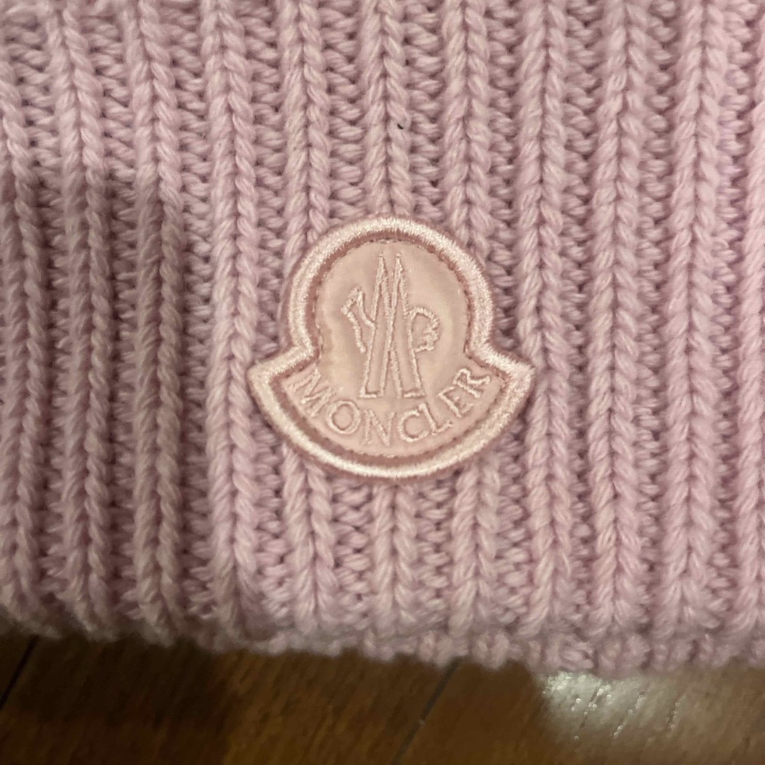 MONCLER(モンクレール)のモンクレール ビーニー ピンク メンズの帽子(ニット帽/ビーニー)の商品写真