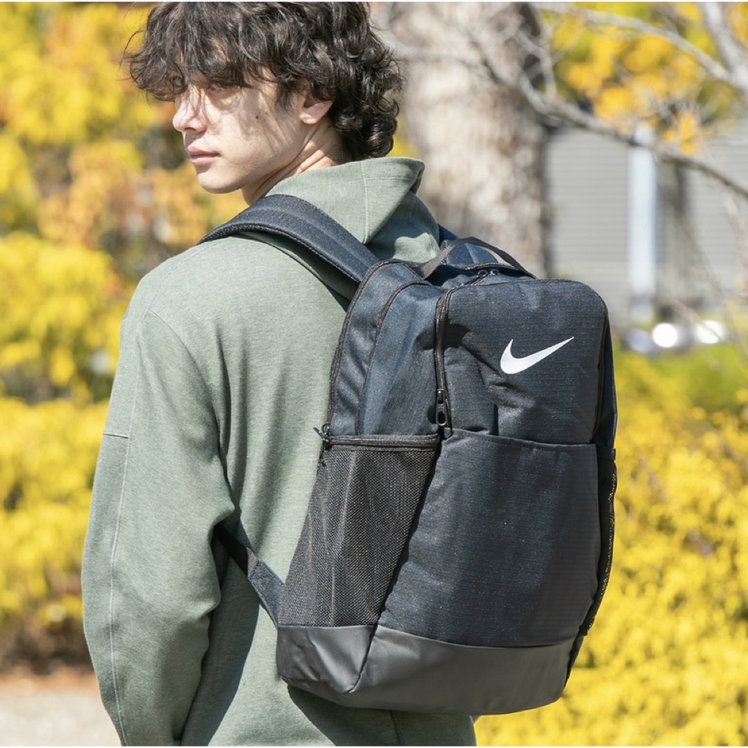 NIKE(ナイキ)のナイキ リュック 24l ブラック ブラジリア バックパック NIKE レディースのバッグ(リュック/バックパック)の商品写真