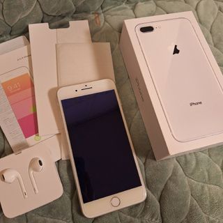 アイフォーン(iPhone)のiPhone 8 Plus Silver 64GB SIMフリー iPhone(スマートフォン本体)