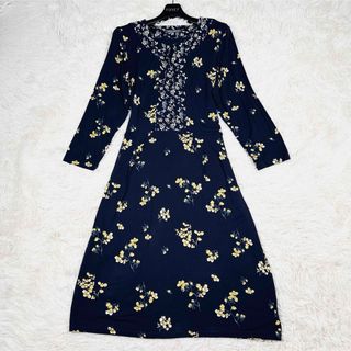 ローラアシュレイ(LAURA ASHLEY)の【美品】ローラアシュレイ　ストレッチワンピース　花柄　総柄　L相当(ロングワンピース/マキシワンピース)