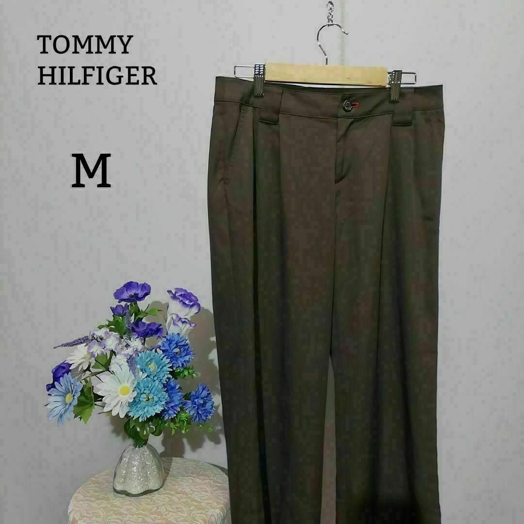 TOMMY HILFIGER(トミーヒルフィガー)のトミーヒルフィガー　極上美品　カジュアルパンツ　Mサイズ　ブラウン系色 レディースのパンツ(カジュアルパンツ)の商品写真