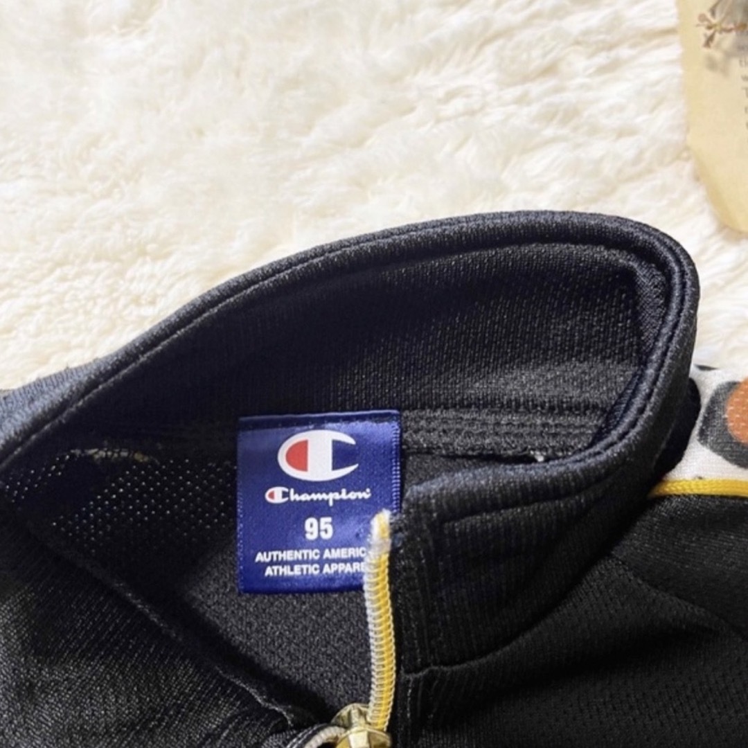 Champion(チャンピオン)のchampion ジャージ　95cm キッズ/ベビー/マタニティのキッズ服男の子用(90cm~)(ジャケット/上着)の商品写真