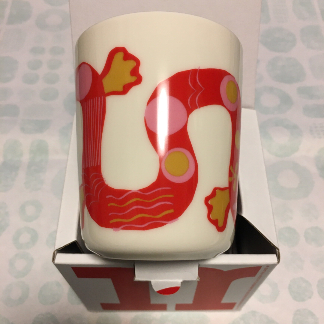 marimekko(マリメッコ)の新品未使用　マリメッコ   マグカップ  jalo  ヤロ インテリア/住まい/日用品のキッチン/食器(食器)の商品写真