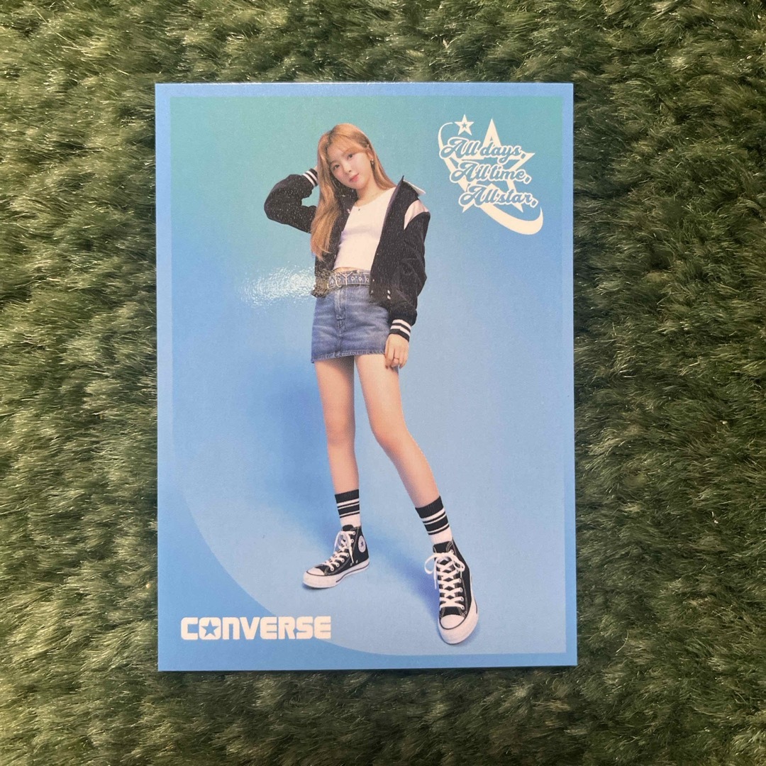 NiziU(ニジュー)のNiziU ニジュー converse コンバース エンタメ/ホビーのタレントグッズ(アイドルグッズ)の商品写真