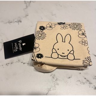 ミッフィー(miffy)のフラワーミッフィー  オリジナルトートバッグ　エコバッグ(トートバッグ)