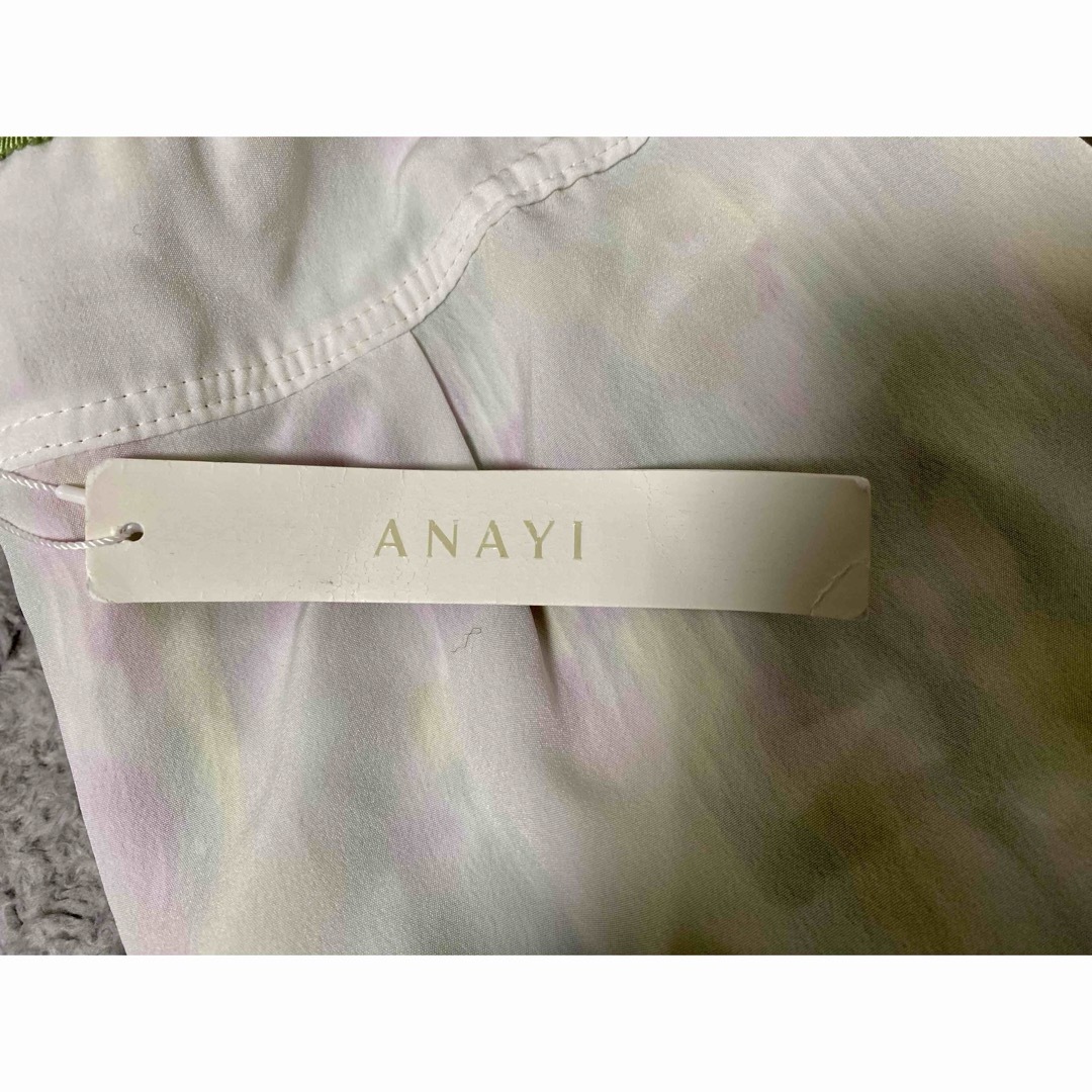 ANAYI(アナイ)の【未使用タグ付き】アナイ　花柄スカート　38 M 春服　膝丈スカート レディースのスカート(ひざ丈スカート)の商品写真