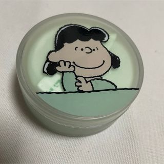 イニスフリー(Innisfree)のイニスフリー×PEANUTSコラボのノーセバムパウダー!!☆(フェイスパウダー)