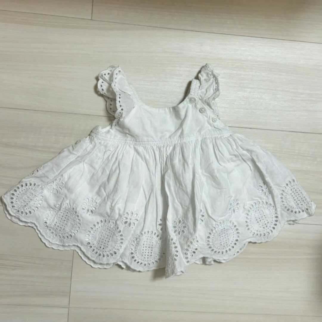 babyGAP(ベビーギャップ)のgap ベビー　アイレットスカート　レース キッズ/ベビー/マタニティのベビー服(~85cm)(ワンピース)の商品写真