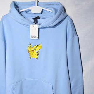 エイチアンドエム(H&M)の新品 パーカー 3L ピカチュウ ポケットモンスター プル 刺繡 裏起毛 H&M(パーカー)