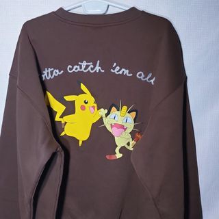 エイチアンドエム(H&M)の新品 トレーナー 3L ピカチュウ ニャース ポケモン スウェット 裏起毛 刺繍(スウェット)