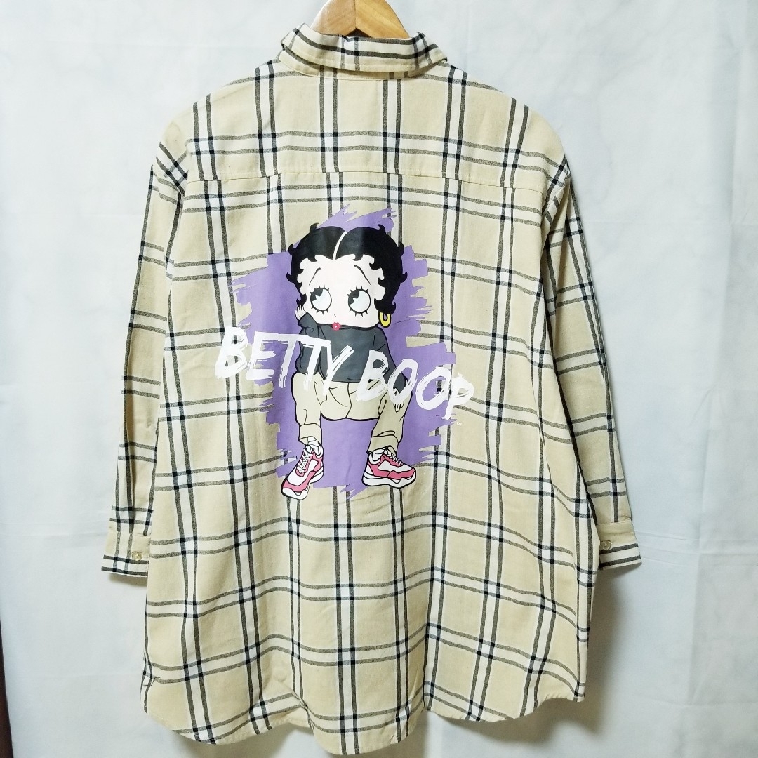 Betty Boop(ベティブープ)の新品 ベティーブープ ワンピース ベティちゃん 長袖 シャツ USA Tシャツ レディースのトップス(シャツ/ブラウス(長袖/七分))の商品写真