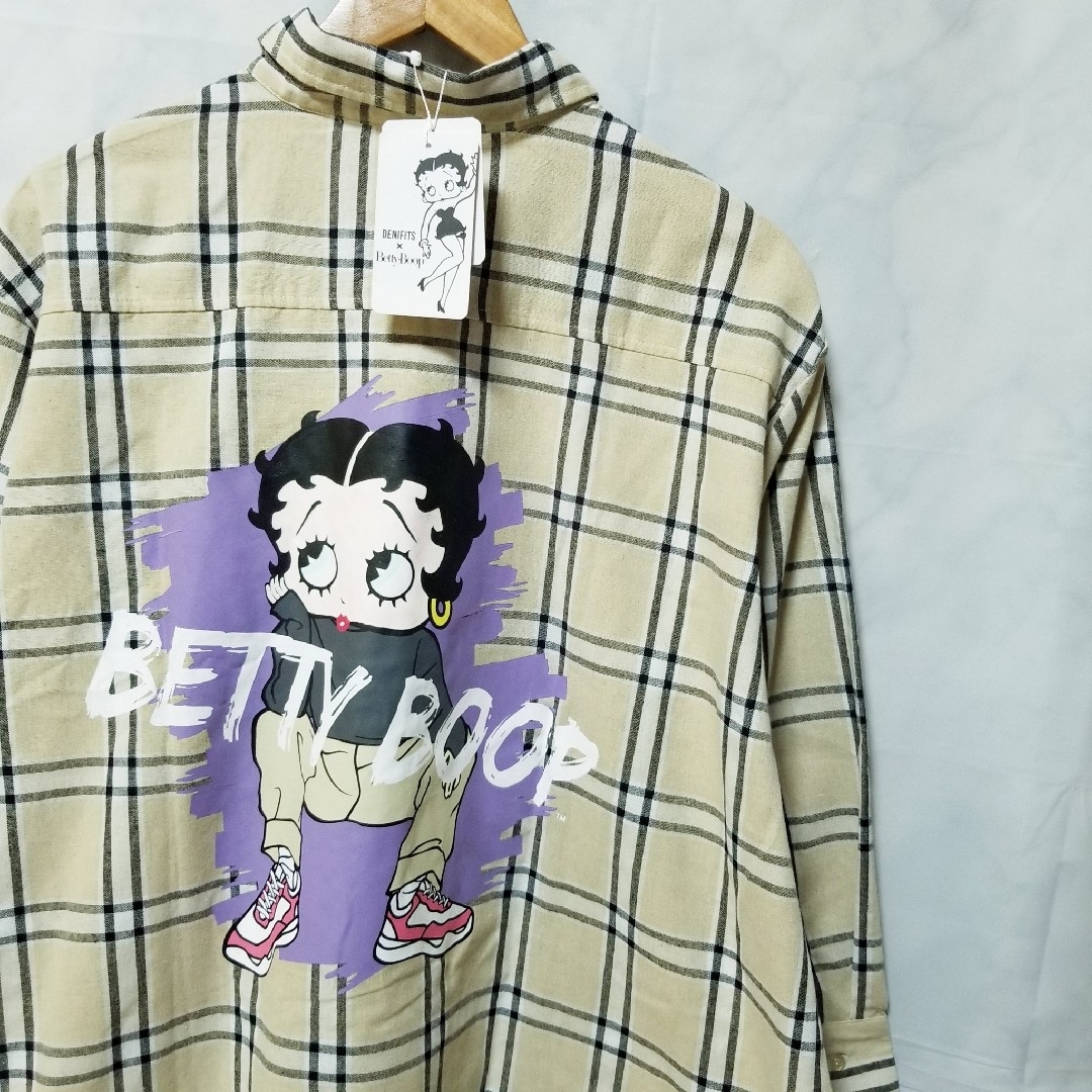 Betty Boop(ベティブープ)の新品 ベティーブープ ワンピース ベティちゃん 長袖 シャツ USA Tシャツ レディースのトップス(シャツ/ブラウス(長袖/七分))の商品写真