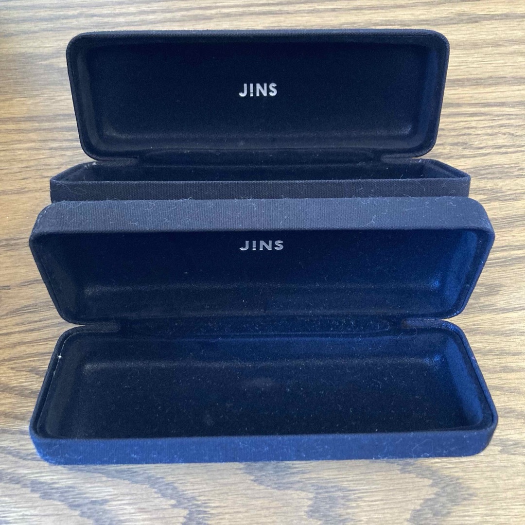JINS(ジンズ)の新品未使用　JINS メガネケース　2つ レディースのファッション小物(サングラス/メガネ)の商品写真