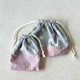 ハンドメイドお花柄のランチ巾着セット(外出用品)