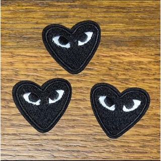 黒　ブラック　ハート　豪華　刺繍　ワッペン　3枚セット　古着　DIY(各種パーツ)