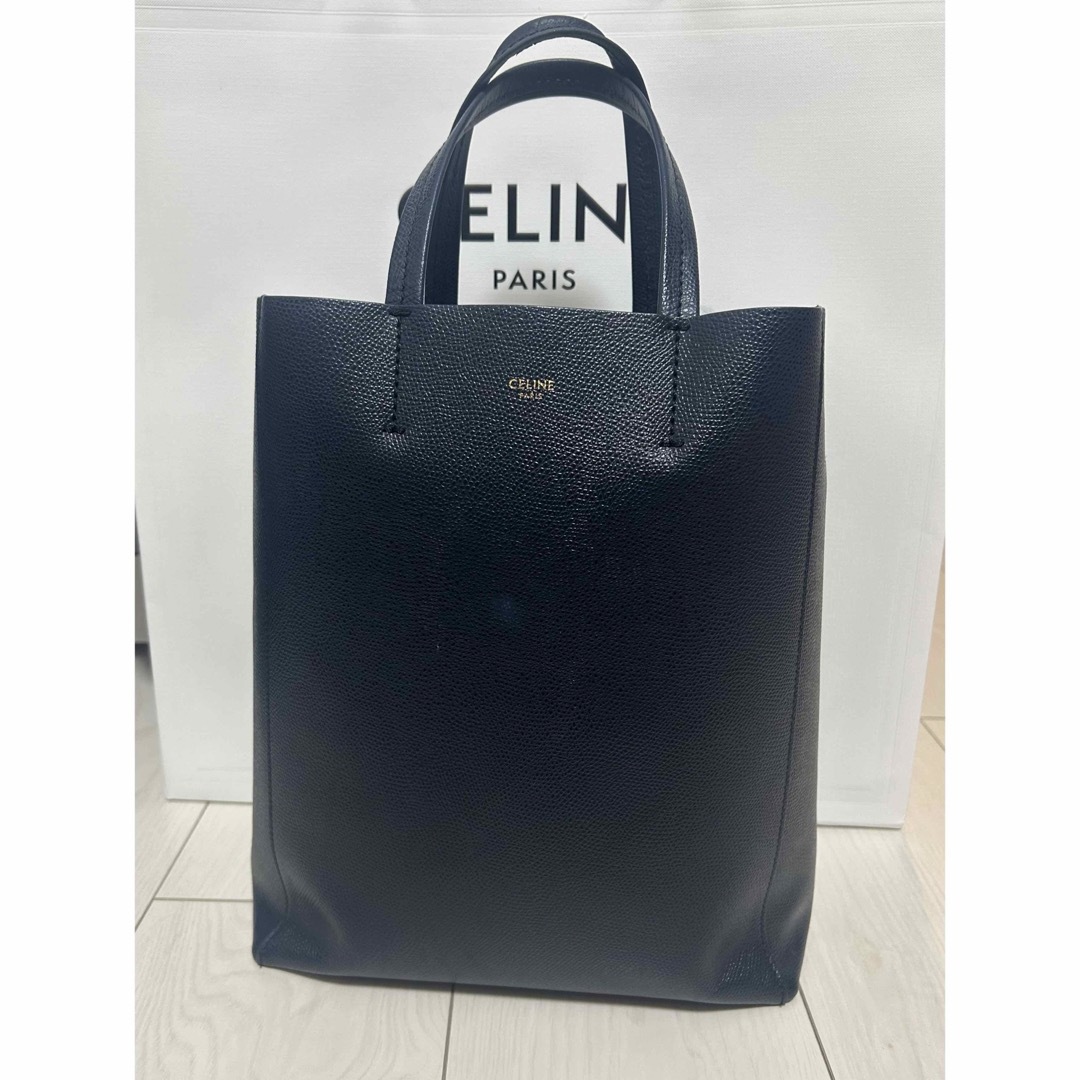 celine(セリーヌ)の【希少】CELINE カバ スモール ネイビー レディースのバッグ(ハンドバッグ)の商品写真