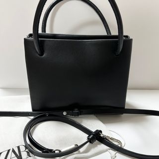 ザラ(ZARA)の最終お値下げ 美品 ZARA ショルダーバッグ ブラック 巾着付き(ショルダーバッグ)