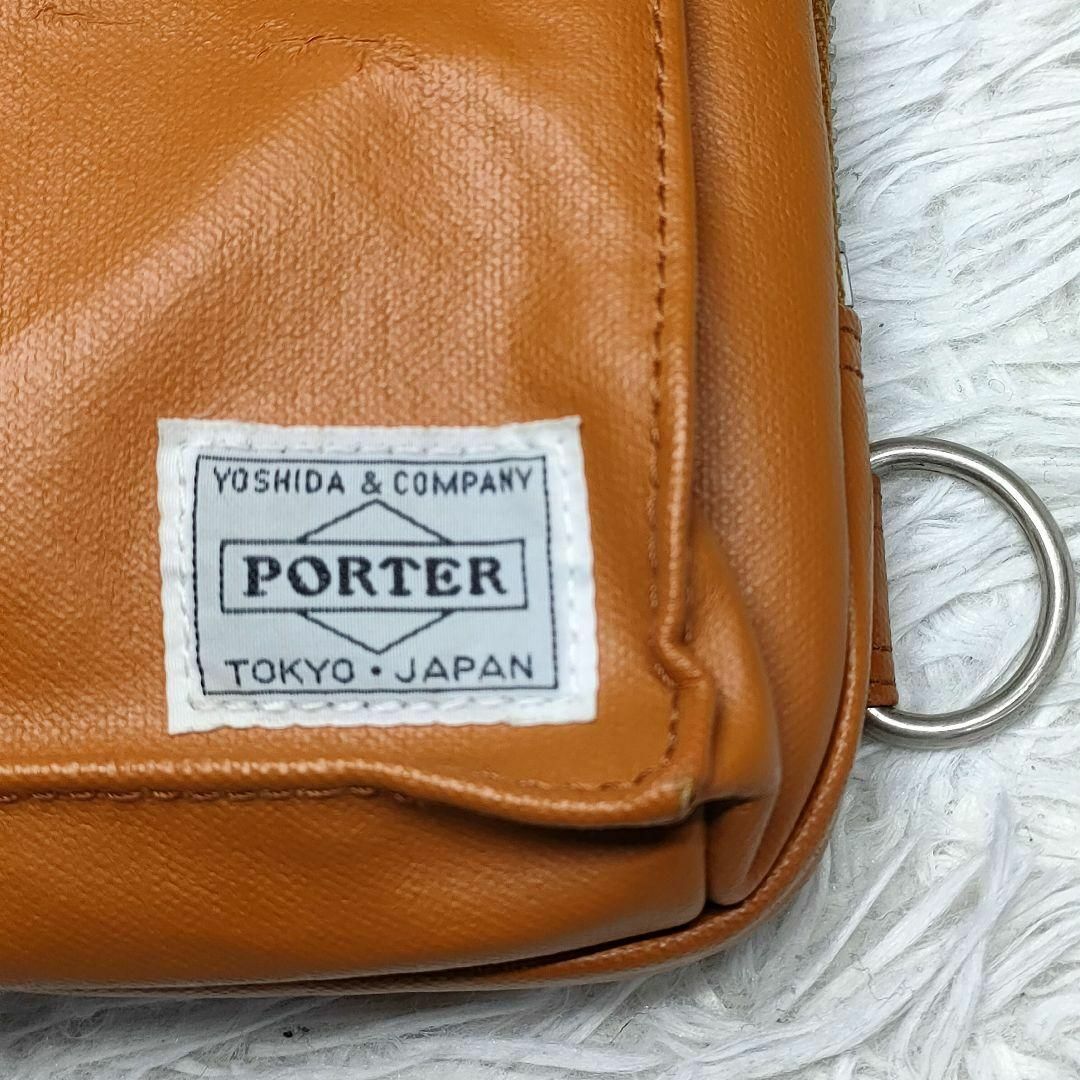 PORTER(ポーター)のポーター ボディーバッグ フリースタイル キャメル PORTER バッグ ブラウ メンズのバッグ(ボディーバッグ)の商品写真