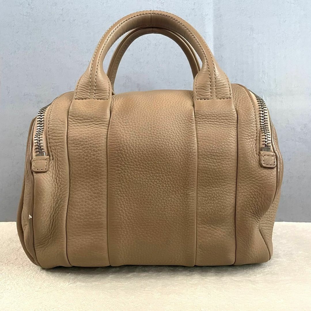 Alexander Wang(アレキサンダーワン)の大人気 アレキサンダーワン 2way ミニロッキー トートバッグ 革 スタッズ レディースのバッグ(トートバッグ)の商品写真