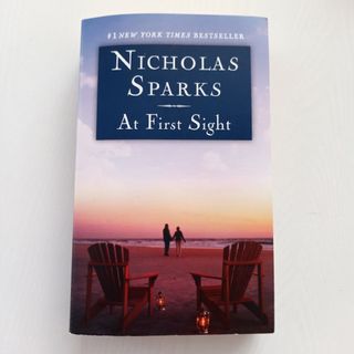 NICHOLAS SPARKS ニコラス・スパークスＡＴ ＦＩＲＳＴ ＳＩＧＨＴ(洋書)