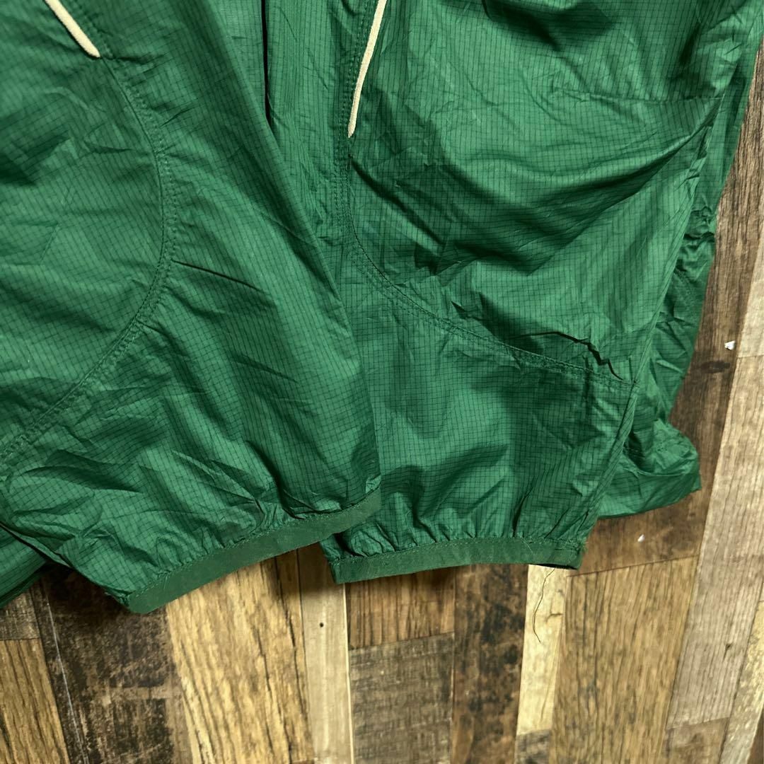 NIKE(ナイキ)のナイキ ナイロン ジャケット ロゴ 刺繍 グリーン XXL USA古着 ジップ メンズのジャケット/アウター(ナイロンジャケット)の商品写真