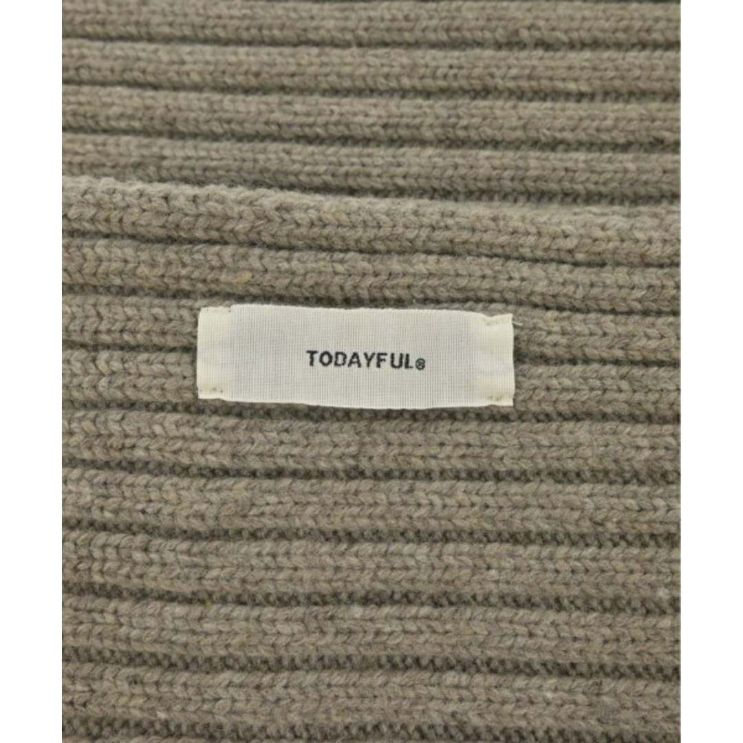 TODAYFUL(トゥデイフル)のTODAYFUL トゥデイフル マフラー - グレーベージュ 【古着】【中古】 レディースのファッション小物(マフラー/ショール)の商品写真