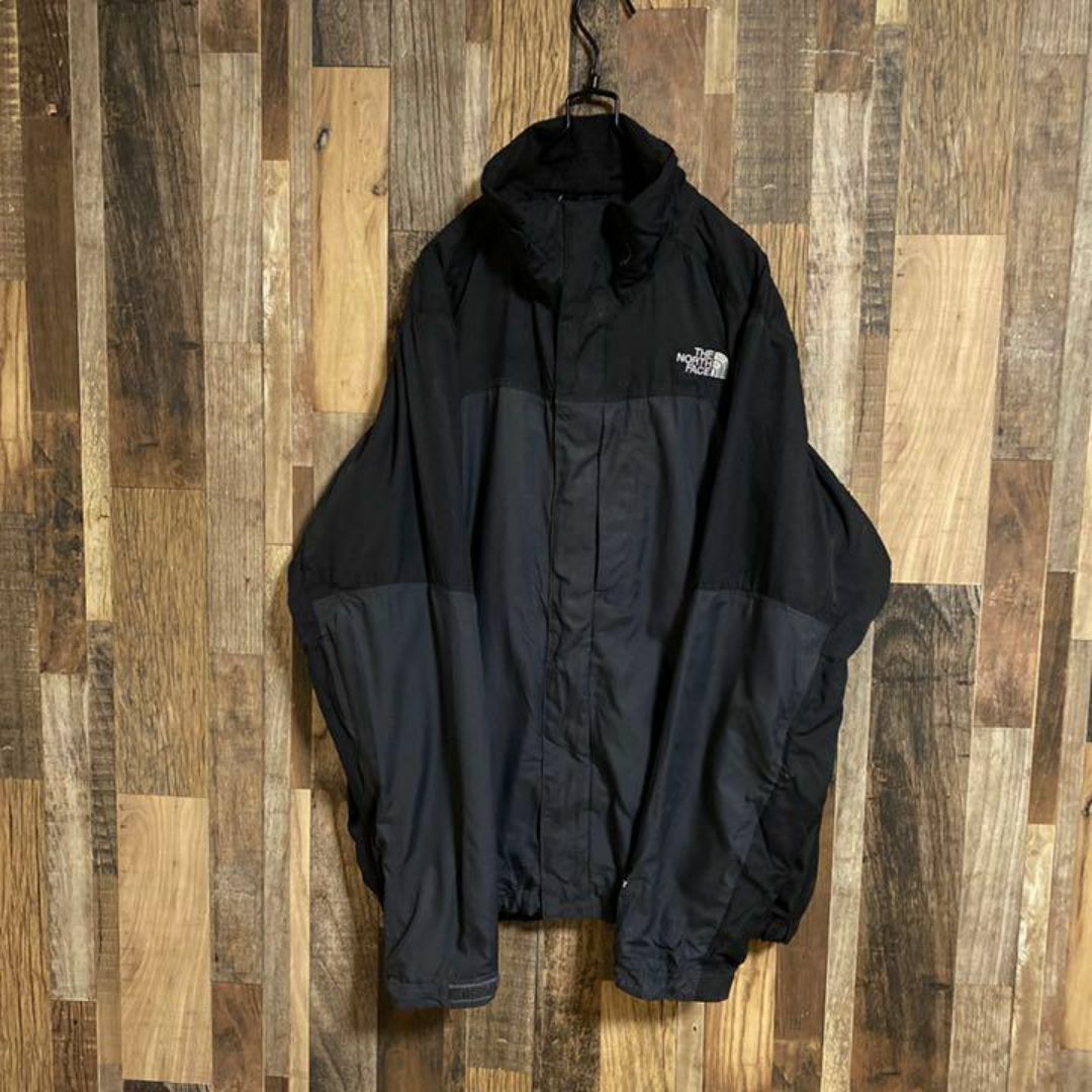 THE NORTH FACE(ザノースフェイス)のノースフェイス ナイロンジャケット ブラック グレー ロゴ Lサイズ USA古着 メンズのジャケット/アウター(ナイロンジャケット)の商品写真