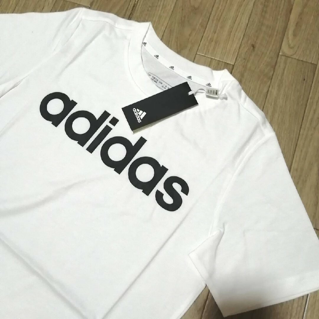 adidas(アディダス)の【大人気残りわずか】新品　アディダス　Tシャツ　2枚セット　半袖　黒　白 レディースのトップス(Tシャツ(半袖/袖なし))の商品写真