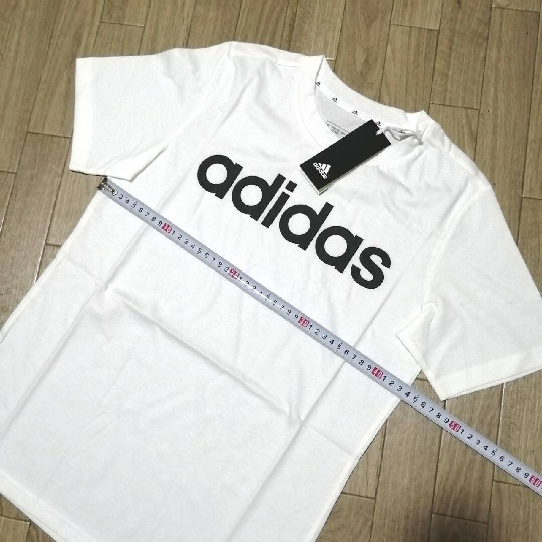 adidas(アディダス)の【大人気残りわずか】新品　アディダス　Tシャツ　2枚セット　半袖　黒　白 レディースのトップス(Tシャツ(半袖/袖なし))の商品写真